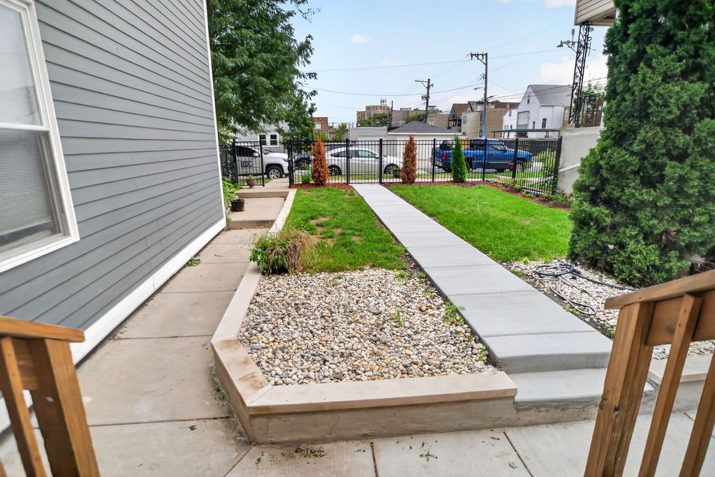 2818 N Drake Avenue, Chicago, IL 60618 — photo 4