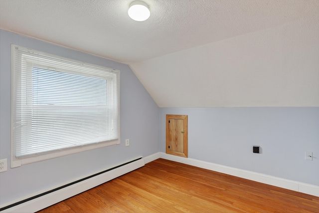 35 Camilla Ave, Dracut, MA 01826