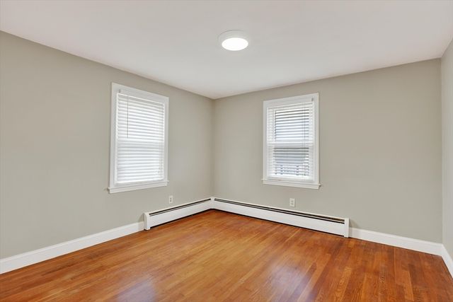 35 Camilla Ave, Dracut, MA 01826