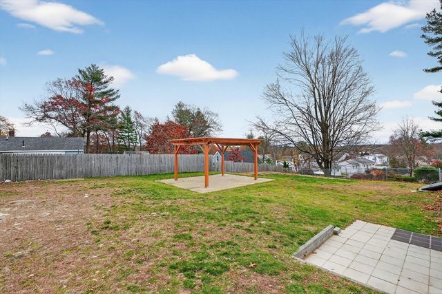 35 Camilla Ave, Dracut, MA 01826