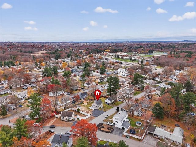 35 Camilla Ave, Dracut, MA 01826