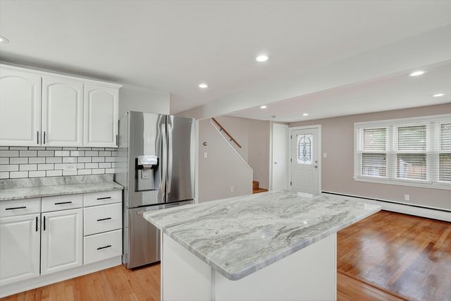 35 Camilla Ave, Dracut, MA 01826