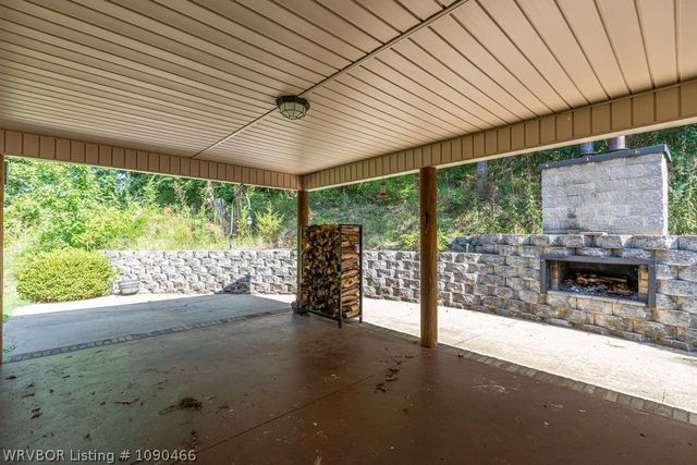 1720 Battlefield Drive, Greenwood, AR 72936