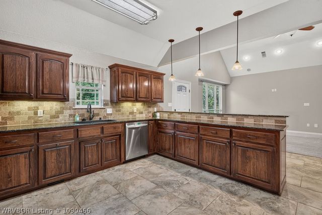 1720 Battlefield Drive, Greenwood, AR 72936
