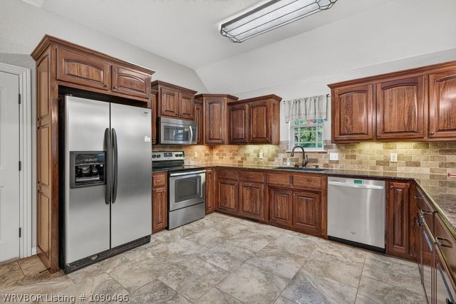1720 Battlefield Drive, Greenwood, AR 72936