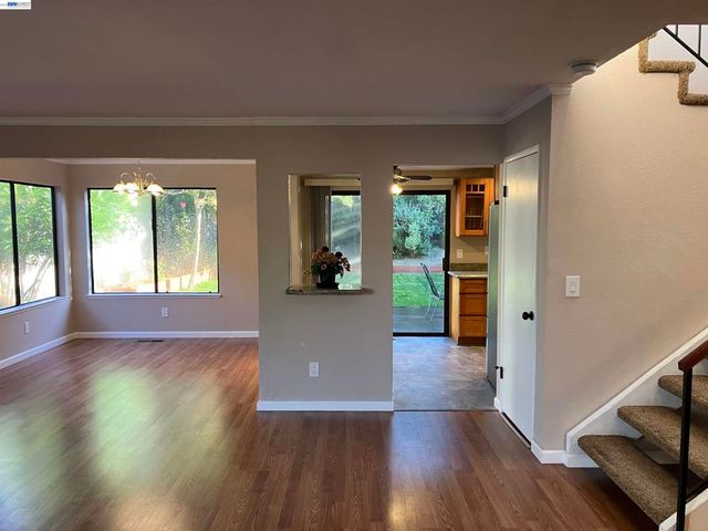 181 Yachtsman Dr, Vallejo, CA 94591