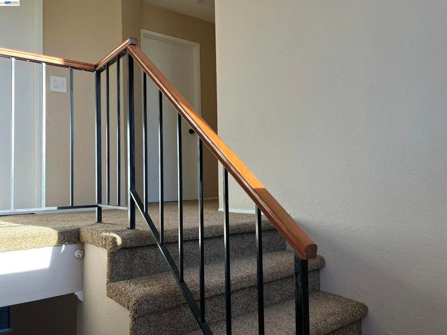 181 Yachtsman Dr, Vallejo, CA 94591