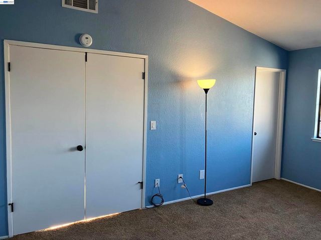 181 Yachtsman Dr, Vallejo, CA 94591