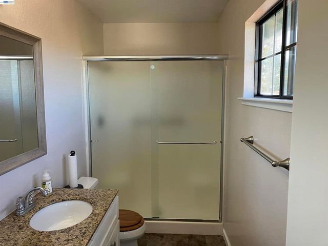 181 Yachtsman Dr, Vallejo, CA 94591