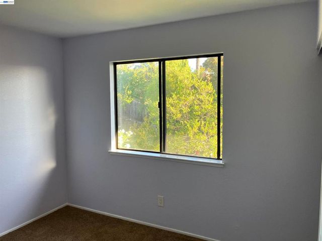 181 Yachtsman Dr, Vallejo, CA 94591