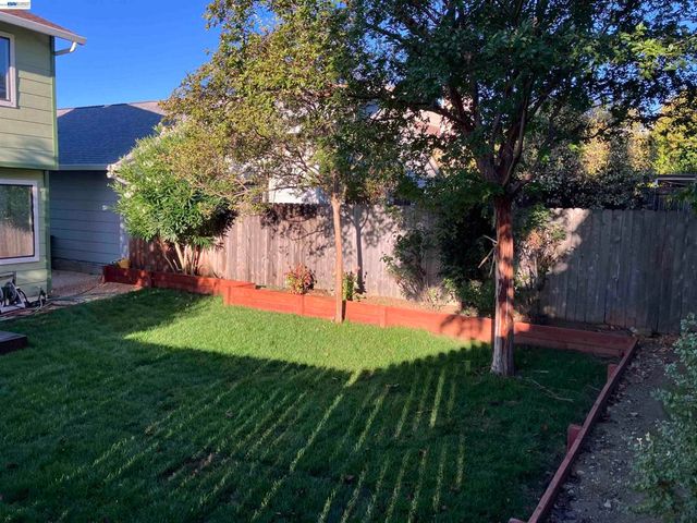 181 Yachtsman Dr, Vallejo, CA 94591