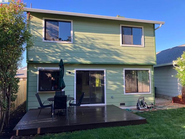 181 Yachtsman Dr, Vallejo, CA 94591