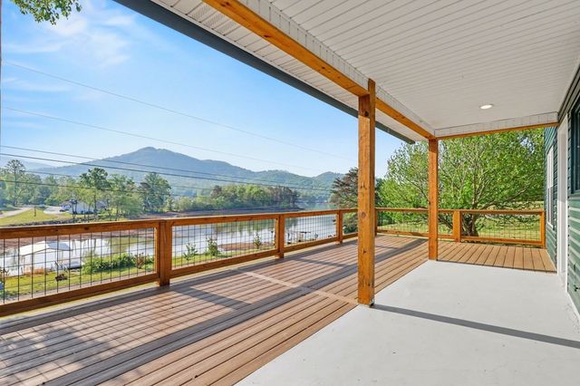 233 Bradshaw Road, Hiawassee, GA 30546