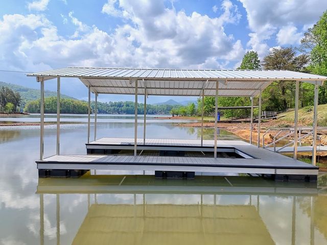 233 Bradshaw Road, Hiawassee, GA 30546