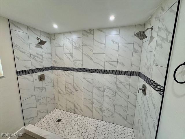 145 SW 28th TER, Cape Coral, FL 33914