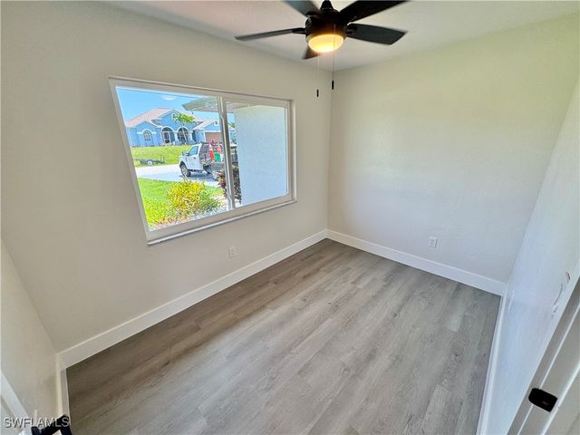 145 SW 28th TER, Cape Coral, FL 33914