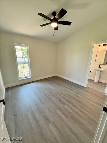 145 SW 28th TER, Cape Coral, FL 33914