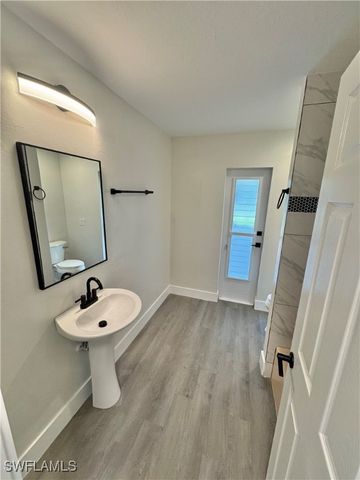 145 SW 28th TER, Cape Coral, FL 33914
