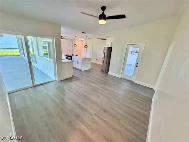 145 SW 28th TER, Cape Coral, FL 33914
