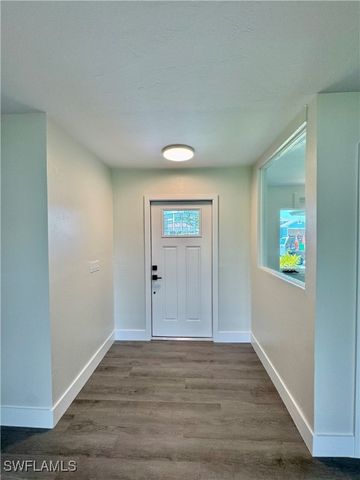 145 SW 28th TER, Cape Coral, FL 33914