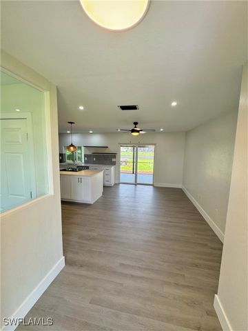 145 SW 28th TER, Cape Coral, FL 33914