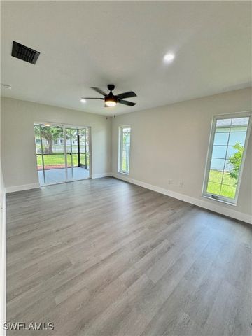 145 SW 28th TER, Cape Coral, FL 33914