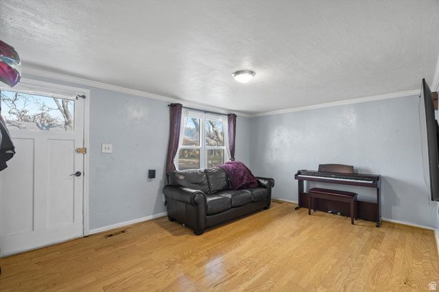 88 S ELLISON ST, Layton, UT 84041