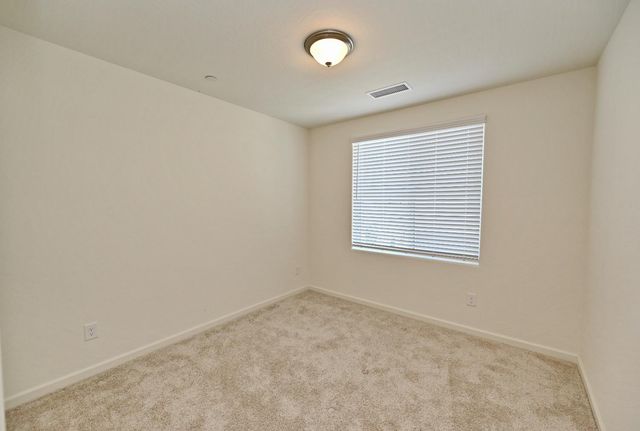 6429 E Moscato Drive, Fresno, CA 93727