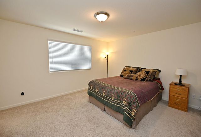 6429 E Moscato Drive, Fresno, CA 93727