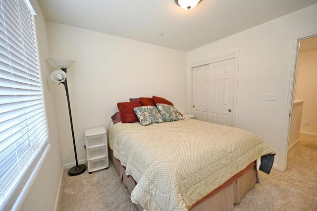 6429 E Moscato Drive, Fresno, CA 93727