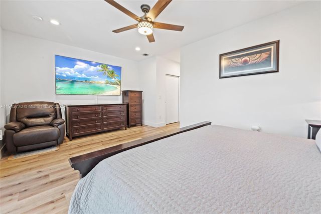 1226 NE 11th Ave, Fort Lauderdale, FL 33304