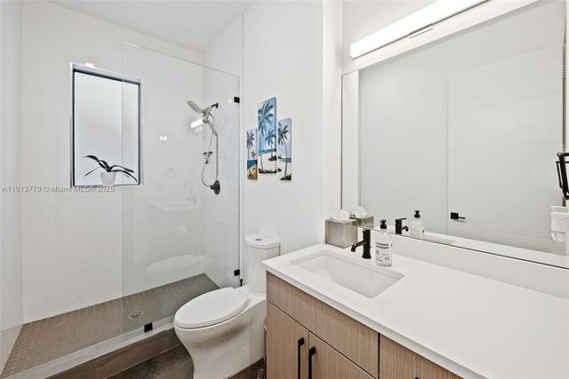 1226 NE 11th Ave, Fort Lauderdale, FL 33304