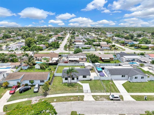 18670 SW 123rd Court, Miami, FL 33177