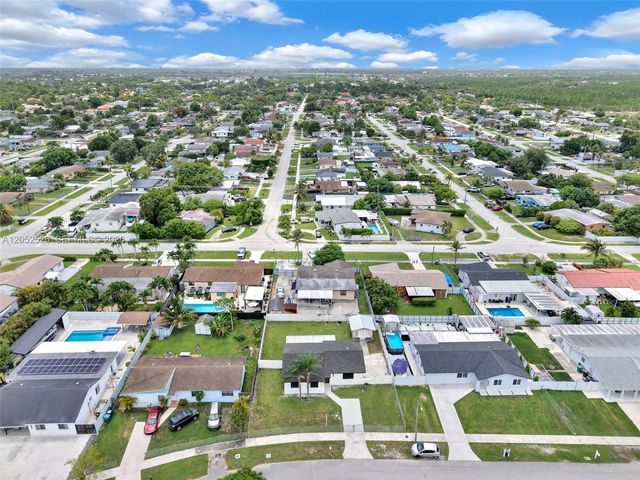 18670 SW 123rd Court, Miami, FL 33177