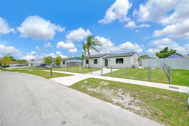 18670 SW 123rd Court, Miami, FL 33177