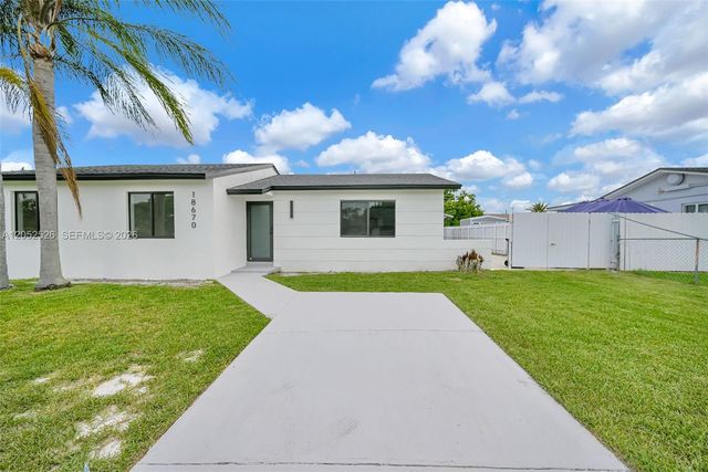 18670 SW 123rd Court, Miami, FL 33177