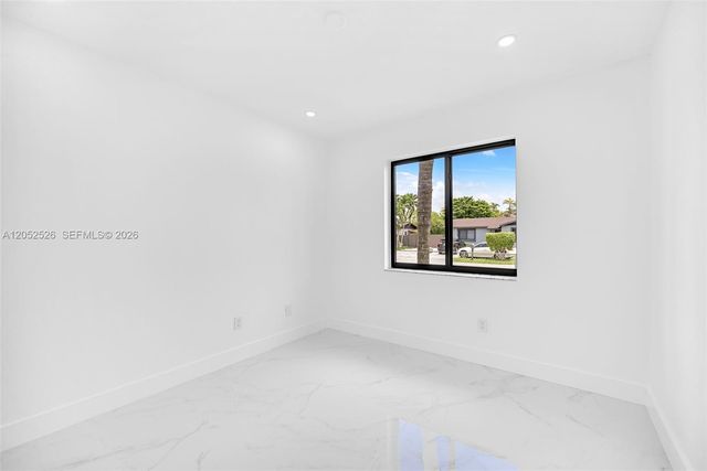 18670 SW 123rd Court, Miami, FL 33177
