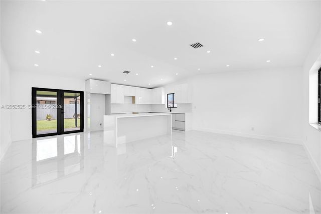18670 SW 123rd Court, Miami, FL 33177