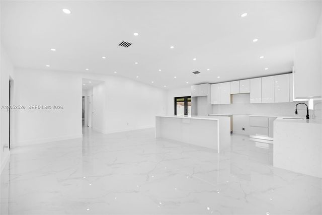 18670 SW 123rd Court, Miami, FL 33177