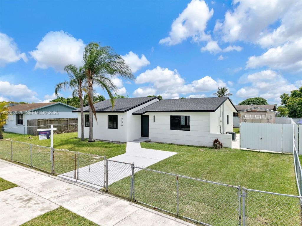 18670 SW 123rd Court, Miami, FL 33177