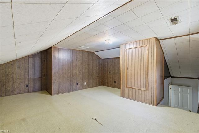 2904 Prince Of Wales DR, Chesapeake, VA 23321