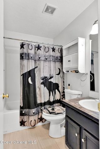 2878 E KNAPP CIR, Post Falls, ID 83854