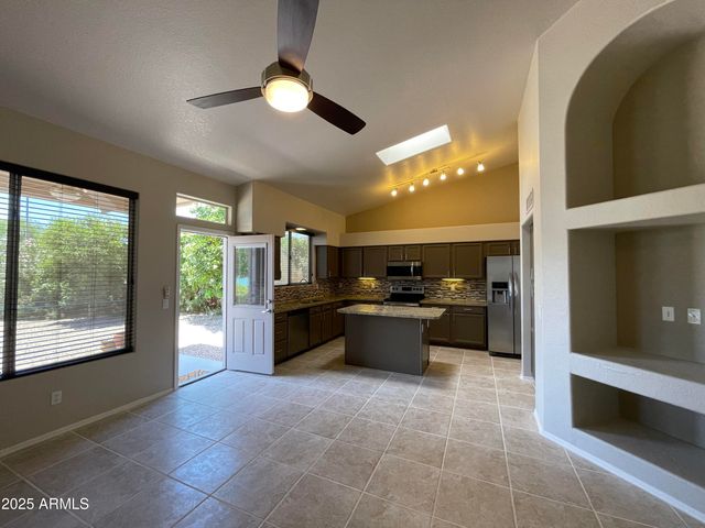 20390 N 54TH Avenue, Glendale, AZ 85308