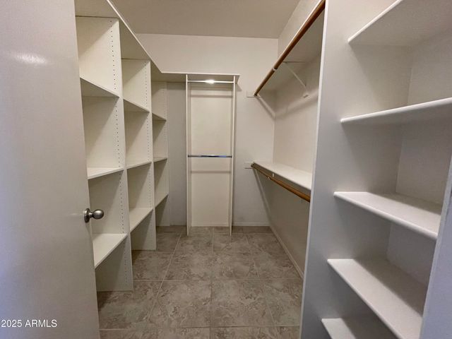 20390 N 54TH Avenue, Glendale, AZ 85308