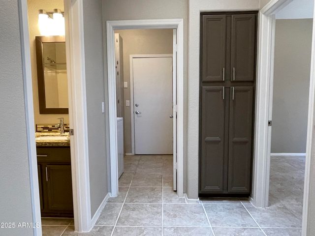 20390 N 54TH Avenue, Glendale, AZ 85308