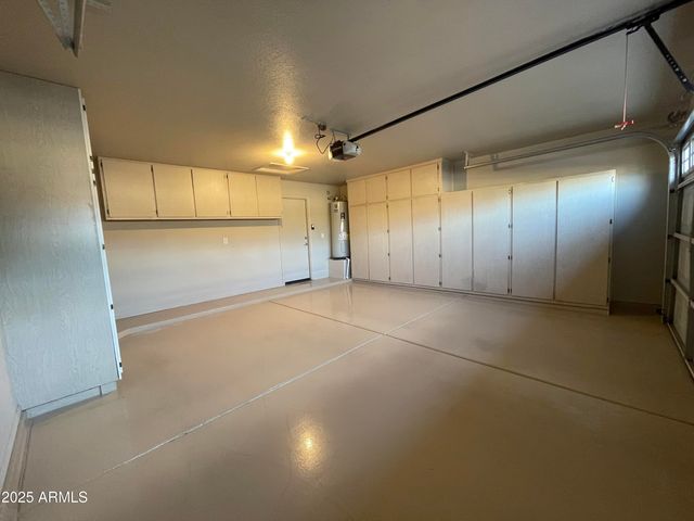 20390 N 54TH Avenue, Glendale, AZ 85308