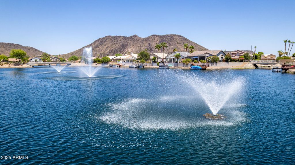 20390 N 54TH Avenue, Glendale, AZ 85308