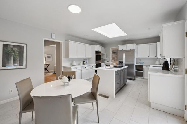 50 Los Altos Avenue, Los Altos, CA 94022