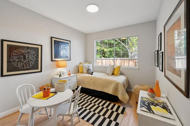 50 Los Altos Avenue, Los Altos, CA 94022