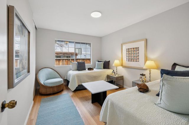 50 Los Altos Avenue, Los Altos, CA 94022